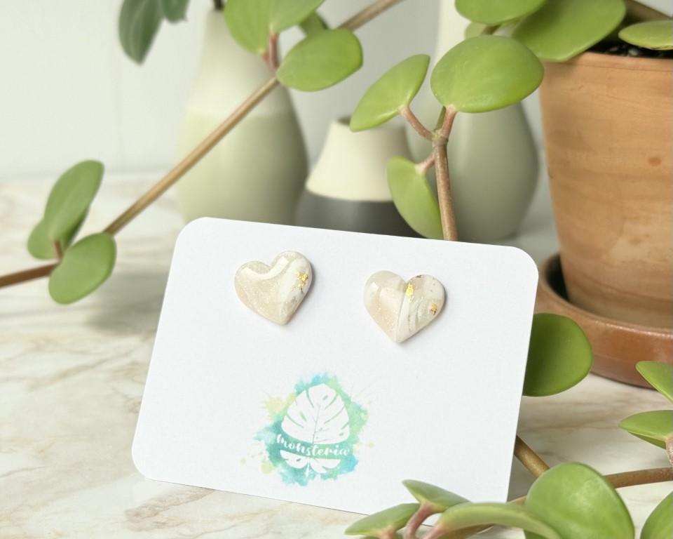 Cercei cu șurub White Marble Hearts Monsteria Cercei cu șurub White Marble Hearts Monsteria